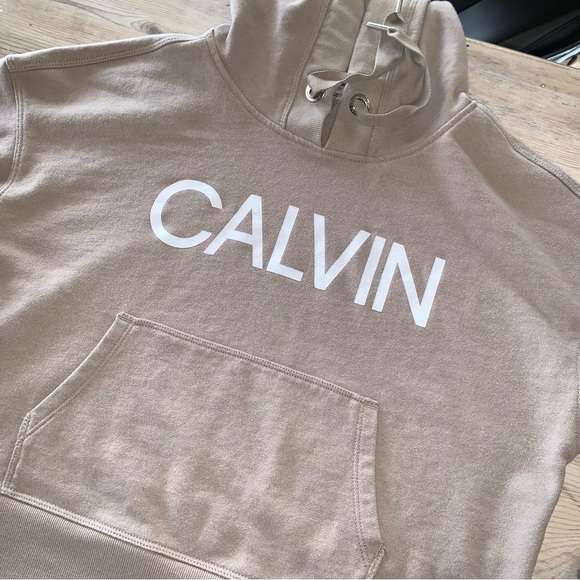 Calvin Klein Logo Cropped Hoodie - Picture 4 of 14